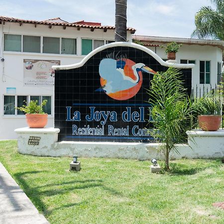 Capital O La Joya Del Lago Ajijic Kültér fotó
