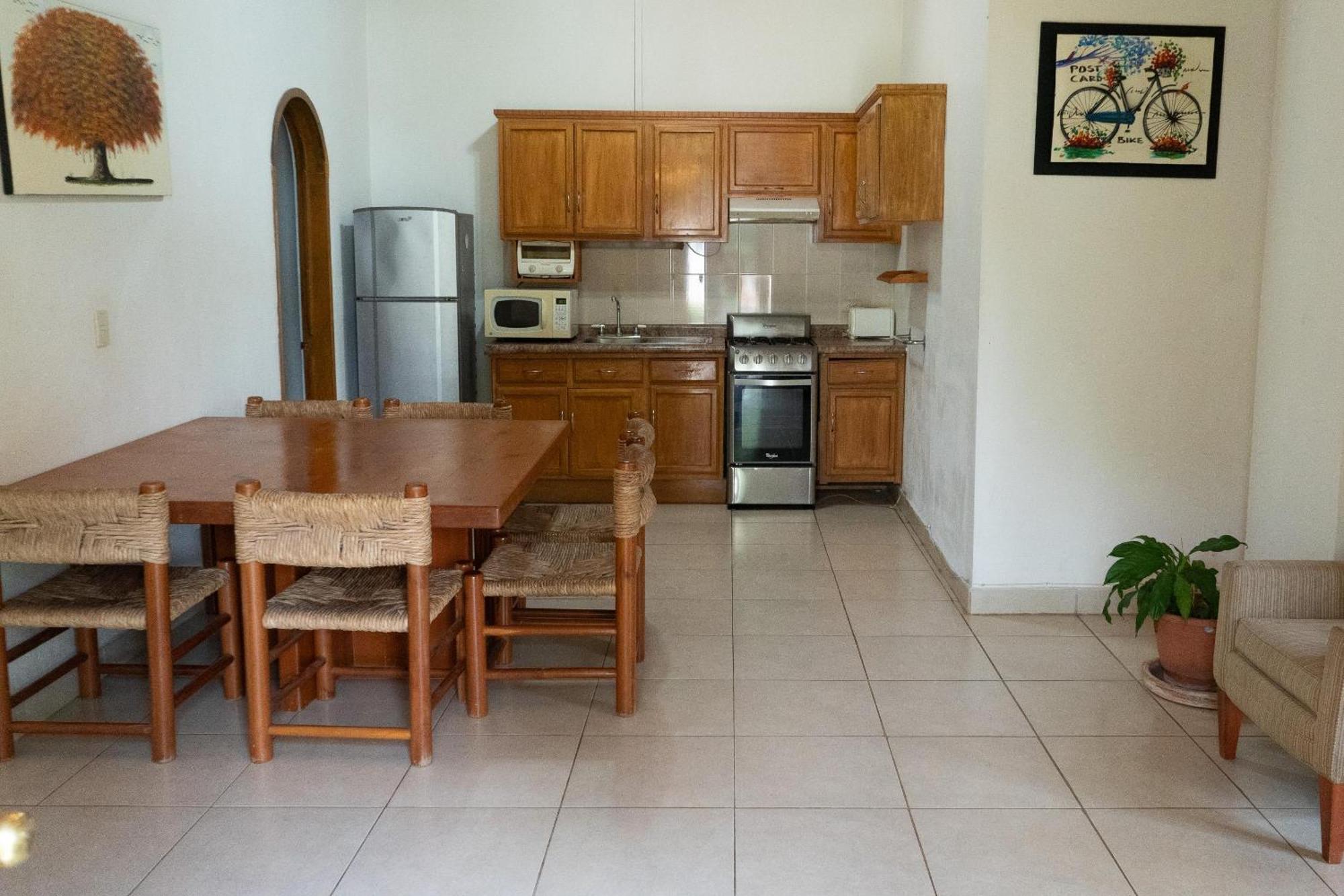 Capital O La Joya Del Lago Ajijic Kültér fotó