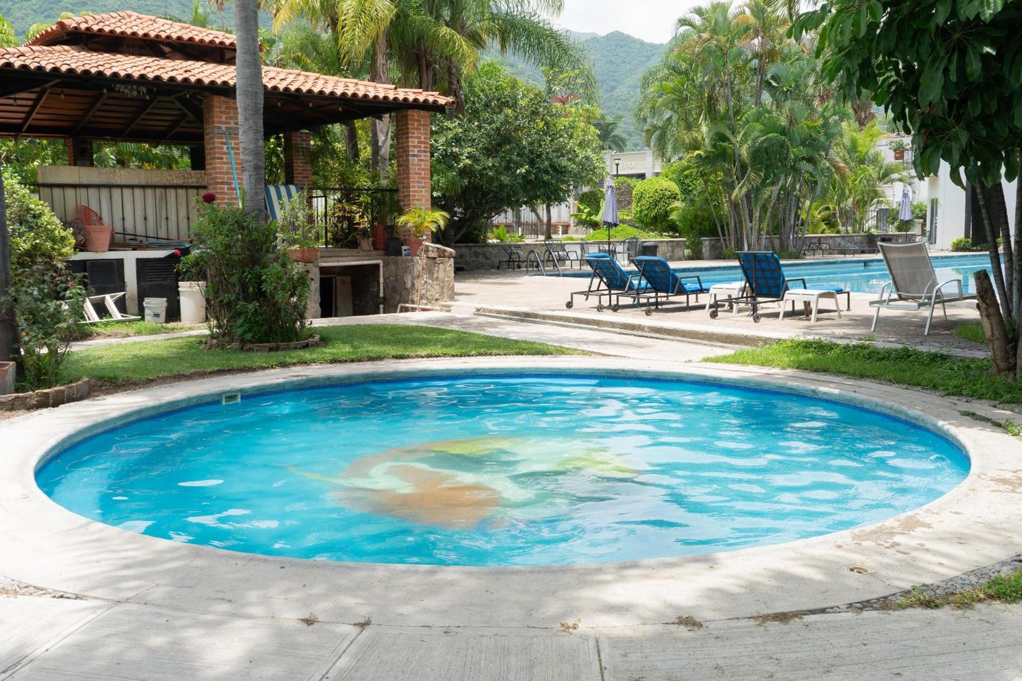 Capital O La Joya Del Lago Ajijic Kültér fotó