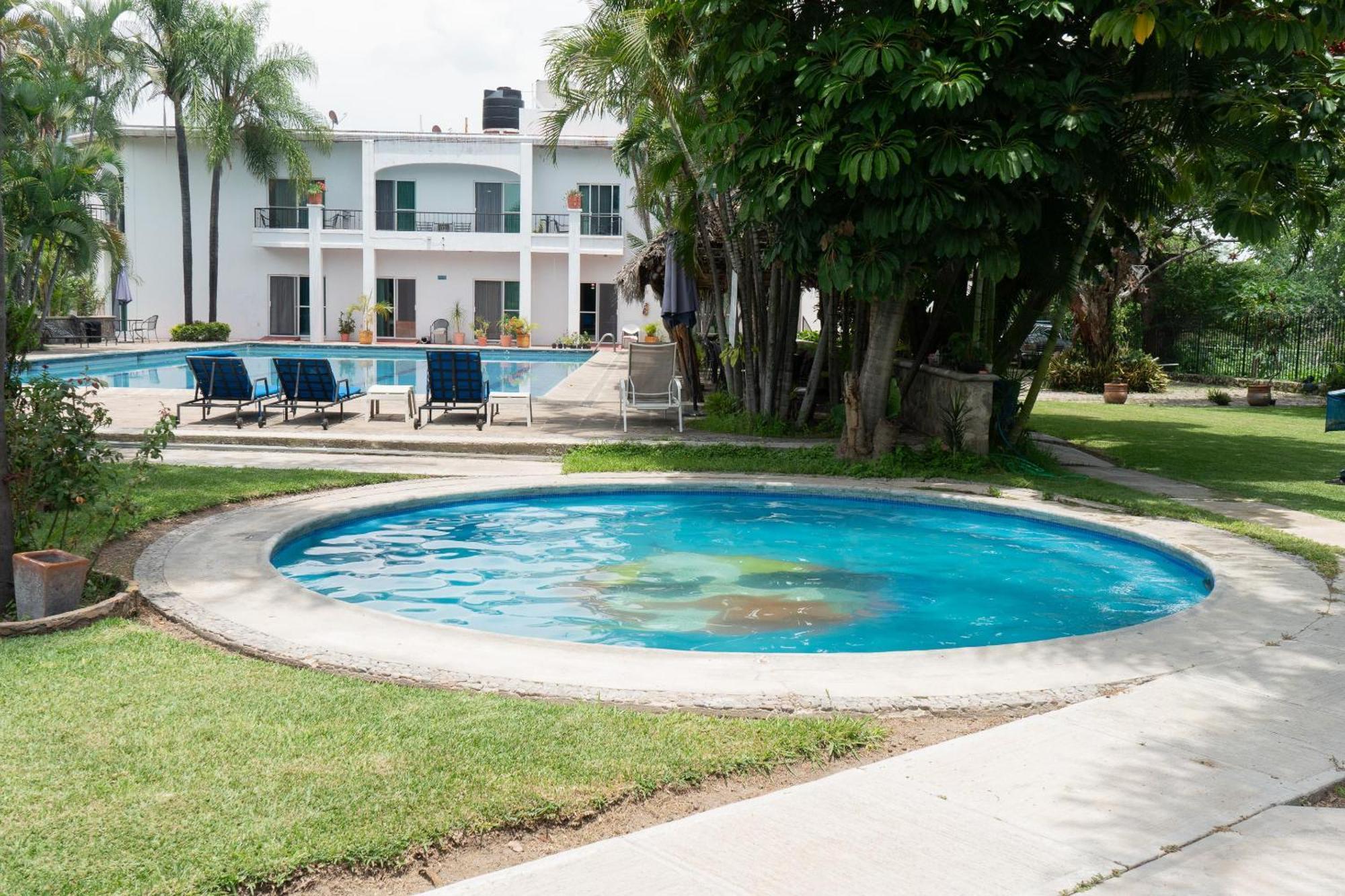 Capital O La Joya Del Lago Ajijic Kültér fotó